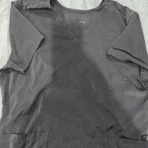 Urban scrub top